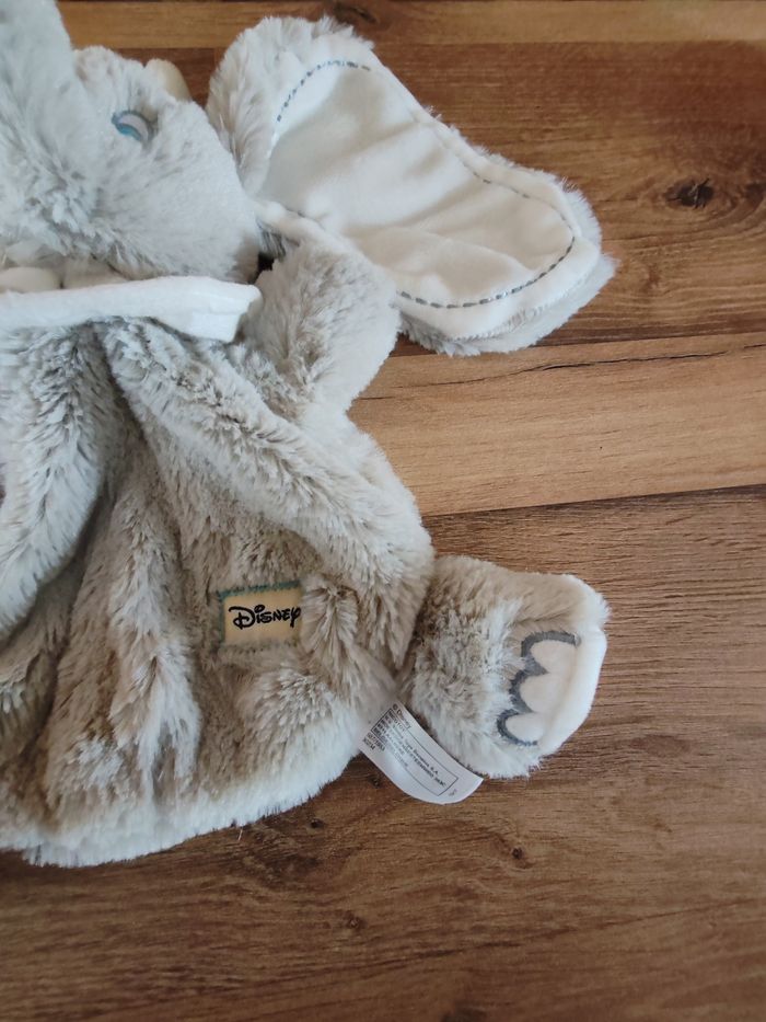 Dumbo elephant Disney poil long - photo numéro 2