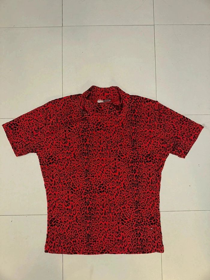 Magnifique top rouge brillant femme T2 Machin Chose Paris