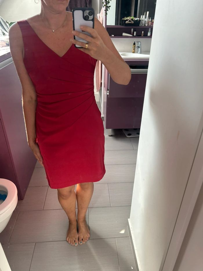 Robe rouge satinée - photo numéro 4
