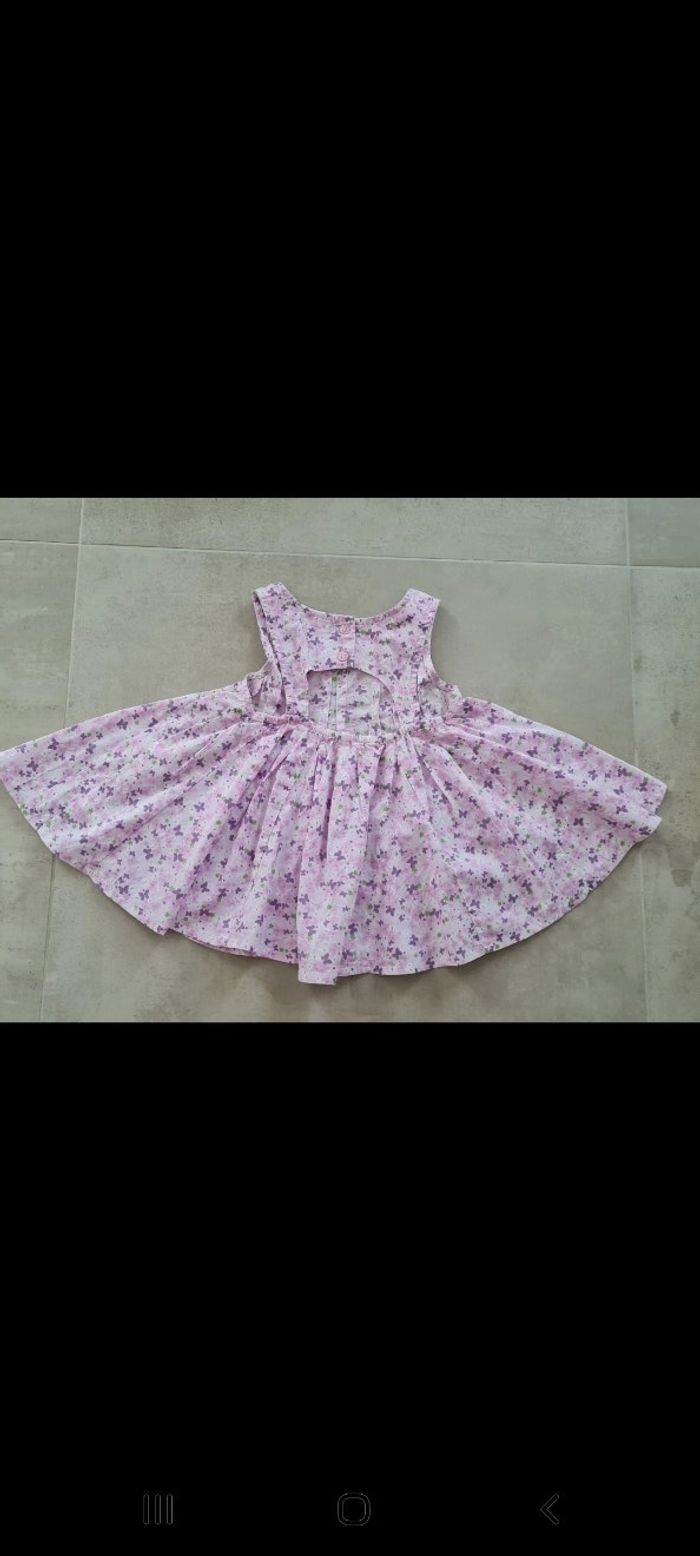 Robe sans manches dos nu - photo numéro 2