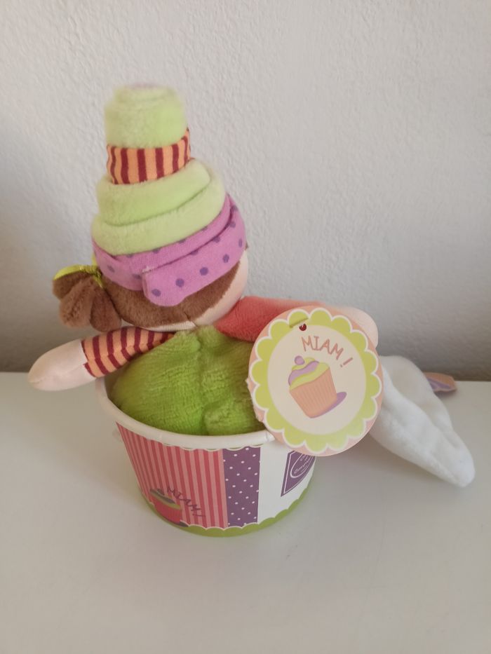 Demoiselle cupcake poupée verte doudou et compagnie neuve - photo numéro 2