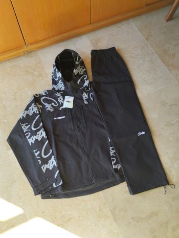 Ensemble Corteiz coupe-vent waterproof réfléchissant taille M · neuf avec étiquettes