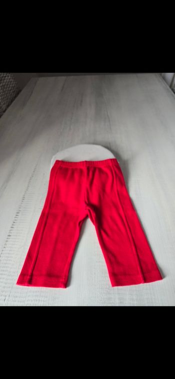 Pantalon rouge bébé Taille 4/6 mois 