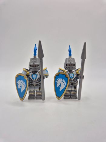 Figurines type lego 2 soldats chevaliers chevaux