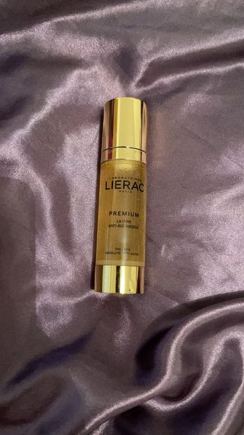 Lierac premium la cure