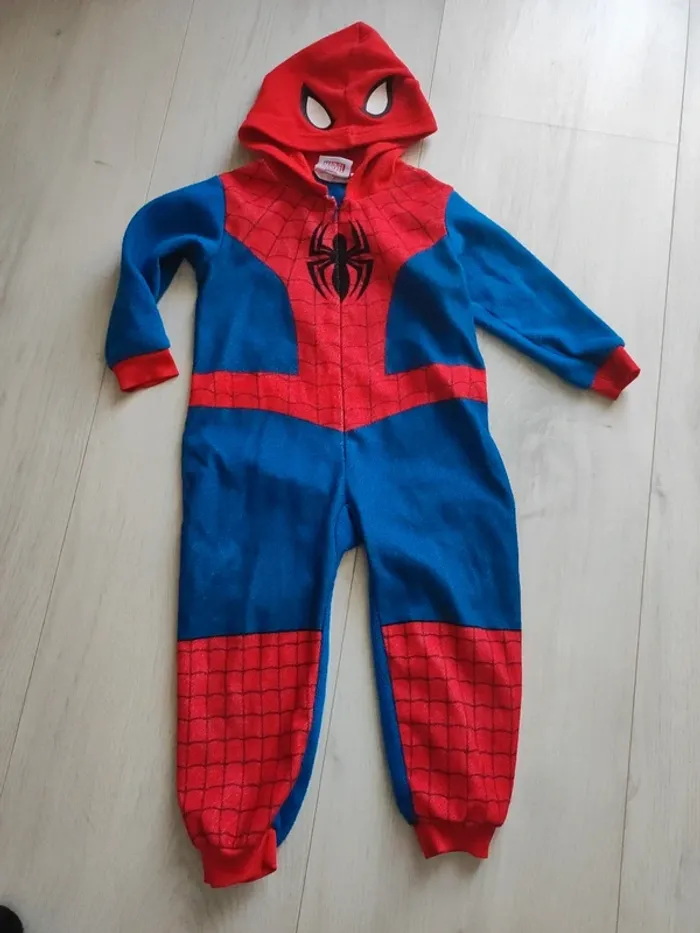 Combinaison pyjama 4 ans Spiderman