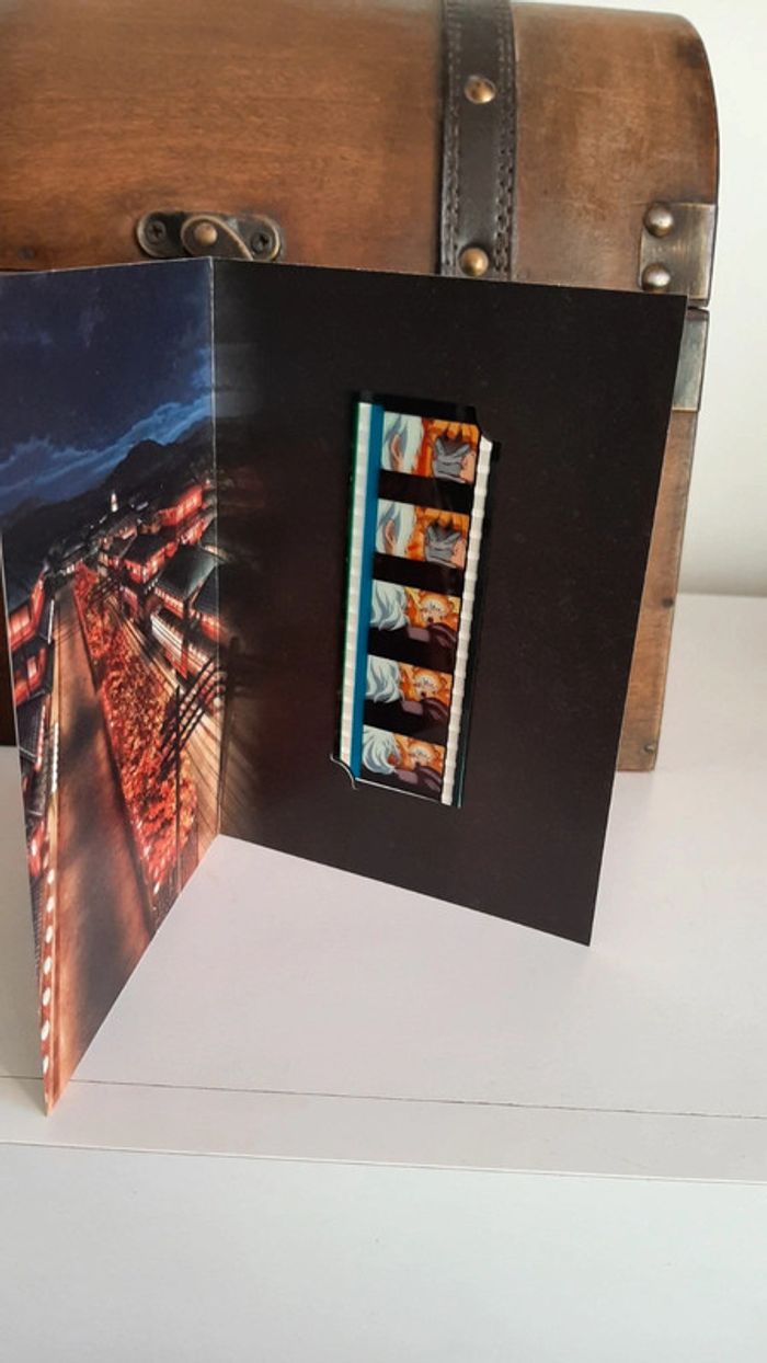 Pellicule Demon Slayer Zenitsu manga