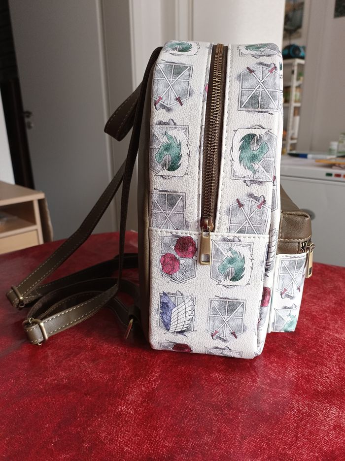 Sac à dos L'Attaque des Titans / Attack on titan - photo numéro 3