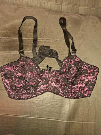 Soutien-gorge en dentelle rose et noire - Rosa Junio - 100D