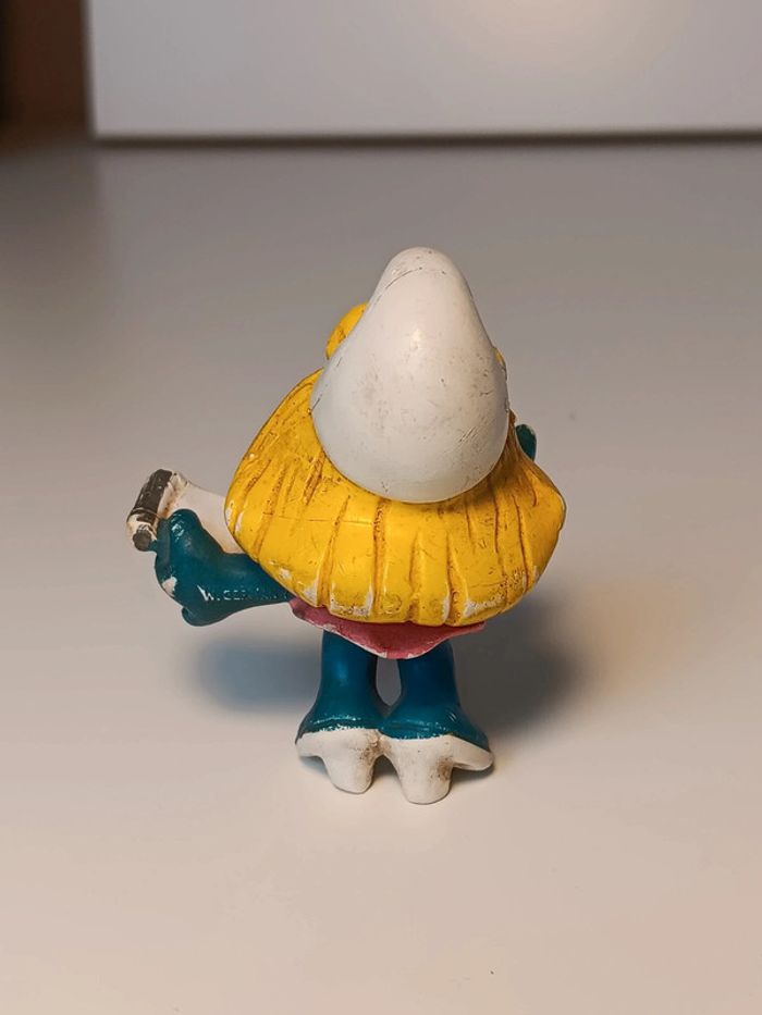Figurine vintage Schtroumpfette c87 W.germany. - photo numéro 3