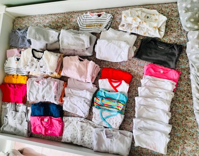 Lot vêtements 3 mois - fille - photo numéro 3