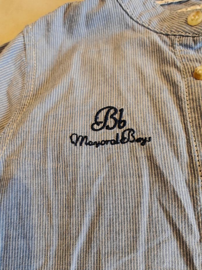 2 chemises pour garçons, 12-18mois. En très bon état - photo numéro 5