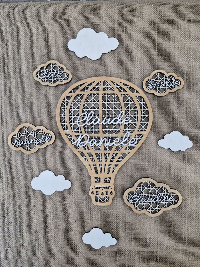 Montgolfière et nuages
