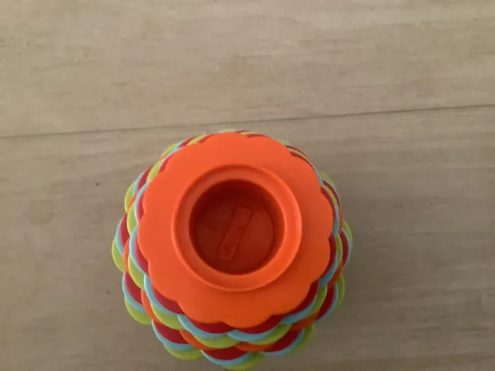 Fleurs gigognes / pot à empiler / pot à emboîter Sophie la girafe - photo numéro 3