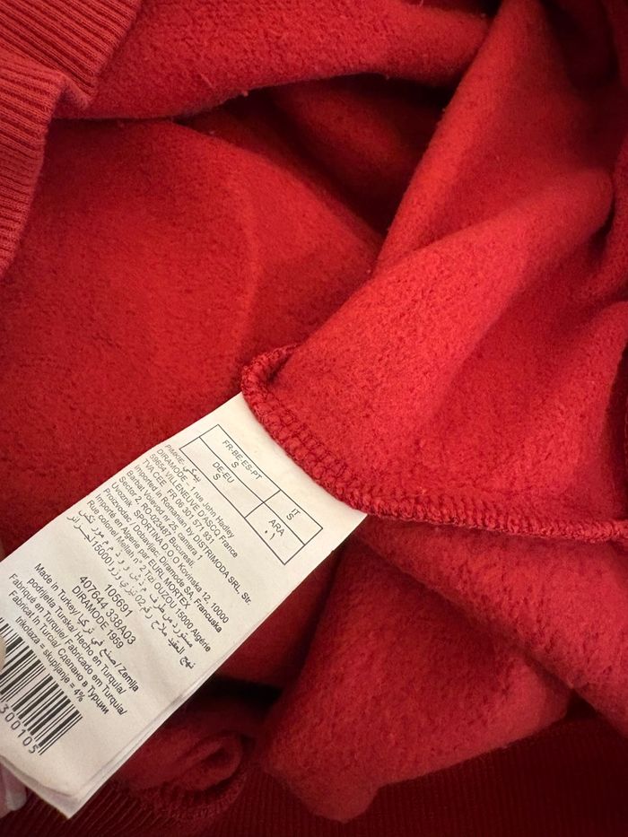 Pull rouge à imprimé coloré - photo numéro 4