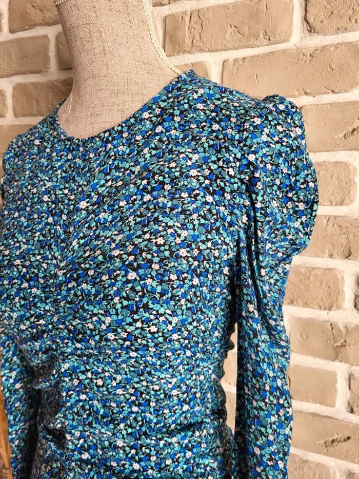Robe bleue fleurie Zara fronces et manches ballon - photo numéro 7