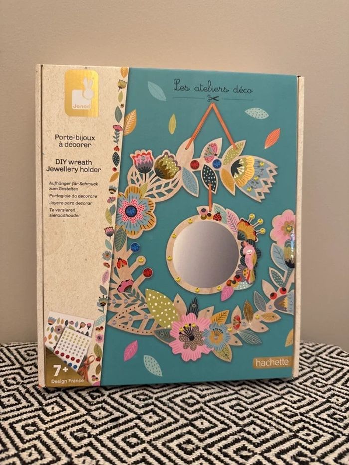 Janod -Kit Créatif - Porte bijoux à Décorer - Dès 7 ans