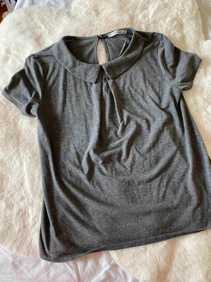 Haut gris Gémo col Claudine taille XS