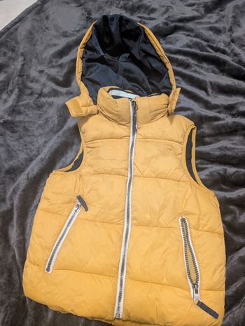 Doudoune sans manche h&m 8-9ans