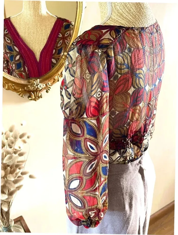 Sublime tunique léger décolleté en V motif géométrique - photo numéro 13