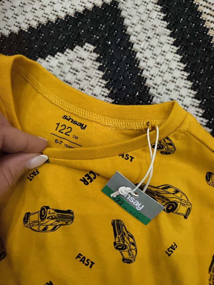 Ensemble de jogging et t shirt 7 ans neuf - photo numéro 2