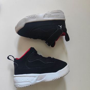 Basket jordan bébé