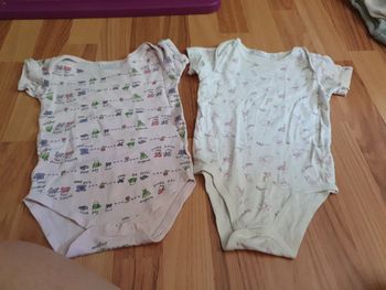 2 bodies manches courtes 2 ans