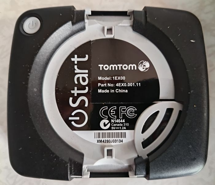 GPS TomTom Modèle 1EX00 fourni avec une sacoche - photo numéro 3