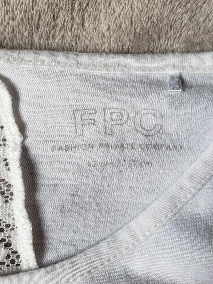 T-shirt manches longues avec dos ajouré taille 12 ans - photo numéro 4