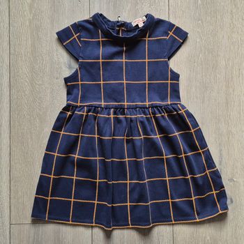 Très belle robe bleu marine a carreaux. Fille 4 ans. Marque Du pareil au même 