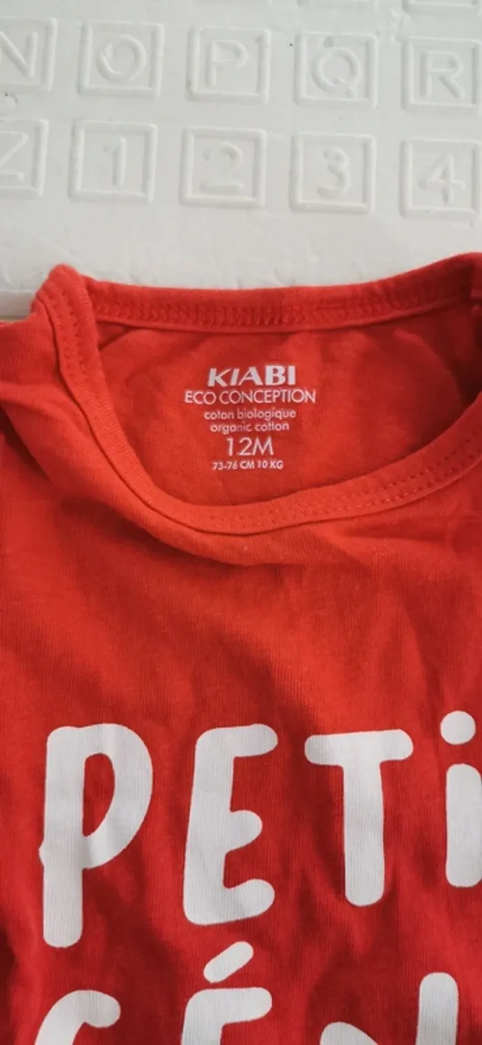 Lot 4 tee shirt 12 mois - photo numéro 2