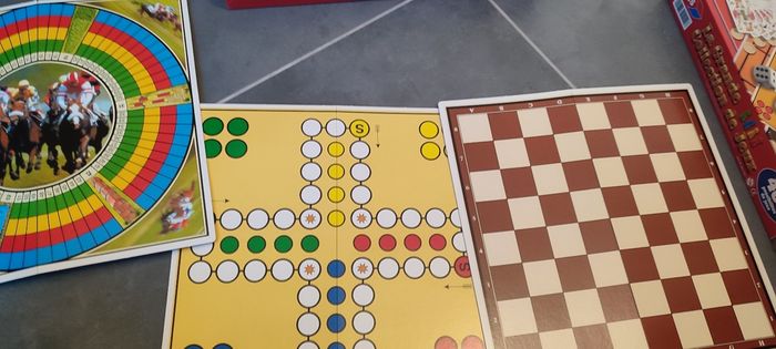 Jeux société noirs 400 possibilités de jeux - photo numéro 3