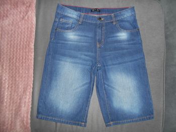 Short, taille: 13/14 ans, neuf
