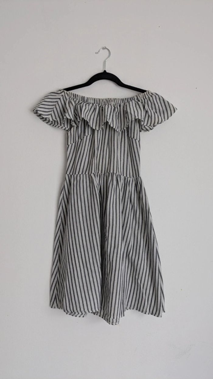 Robe à rayures