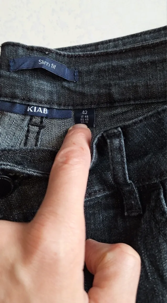 Lots pantalacourts femme  ( un noir un beige) - photo numéro 4