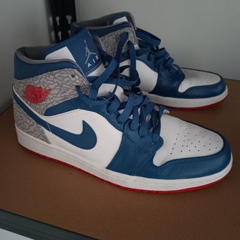 Jordan 1 mid collector de 2013, red/bleu cément éléphant