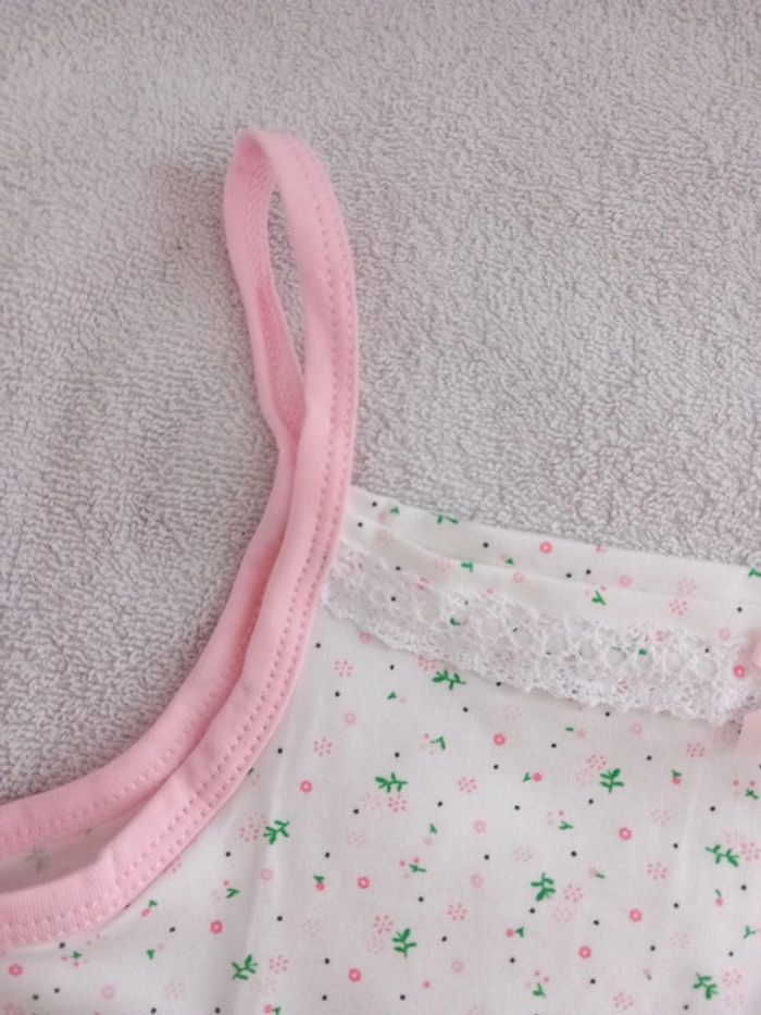 🚼Tee-shirt débardeur Neuf coton elasthan 8ans - photo numéro 4