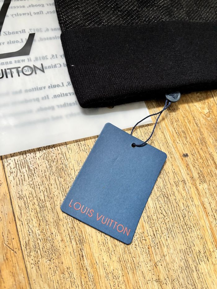 bonnet noir - photo numéro 2