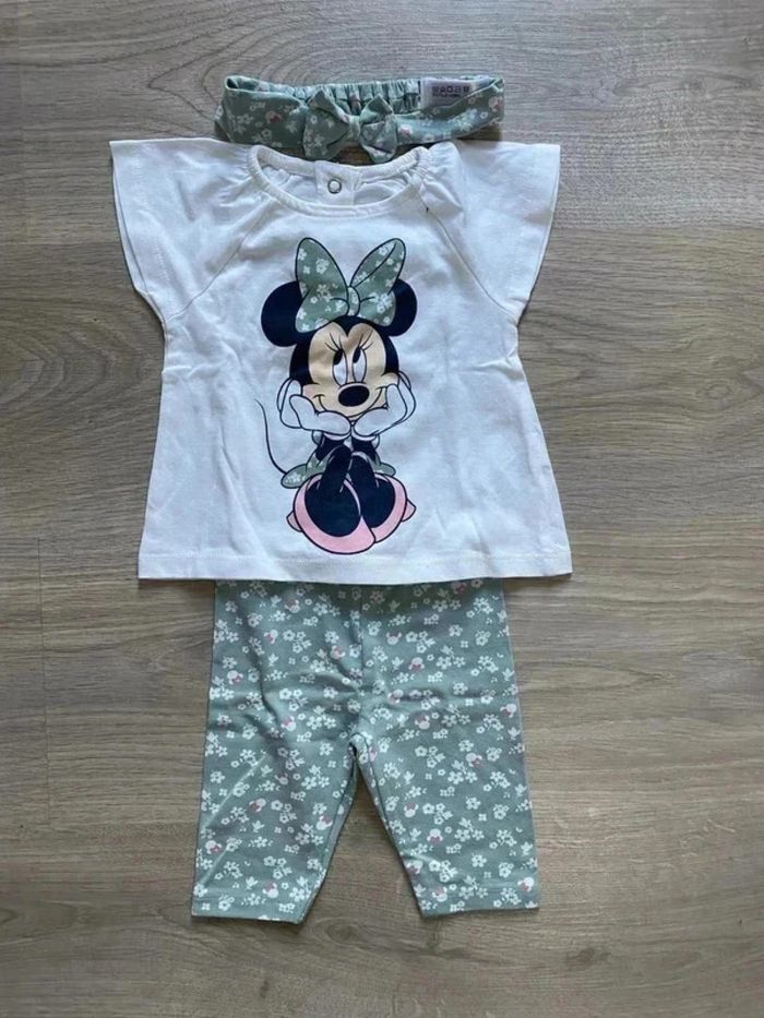 Ensemble Minnie Mouse