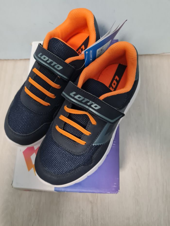 Baskets Lotto P33 Neuves - photo numéro 3