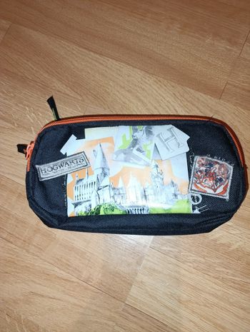 Jolie trousse Harry Potter TBE 