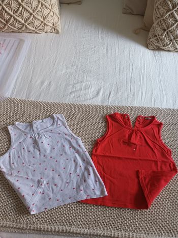 Lot débardeurs fille 24 mois