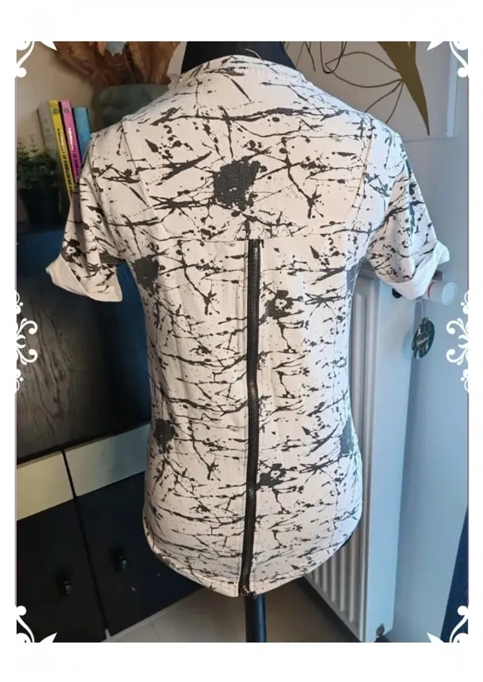 T-shirt - photo numéro 2