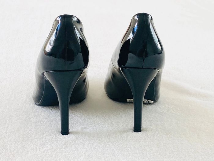 Chaussure à talon noire vernis - Cocoperla Pointure 40 - Hauteur talon 10 cm - photo numéro 4