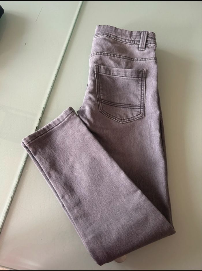 Jean neuf gris gemo 10 ans - photo numéro 3