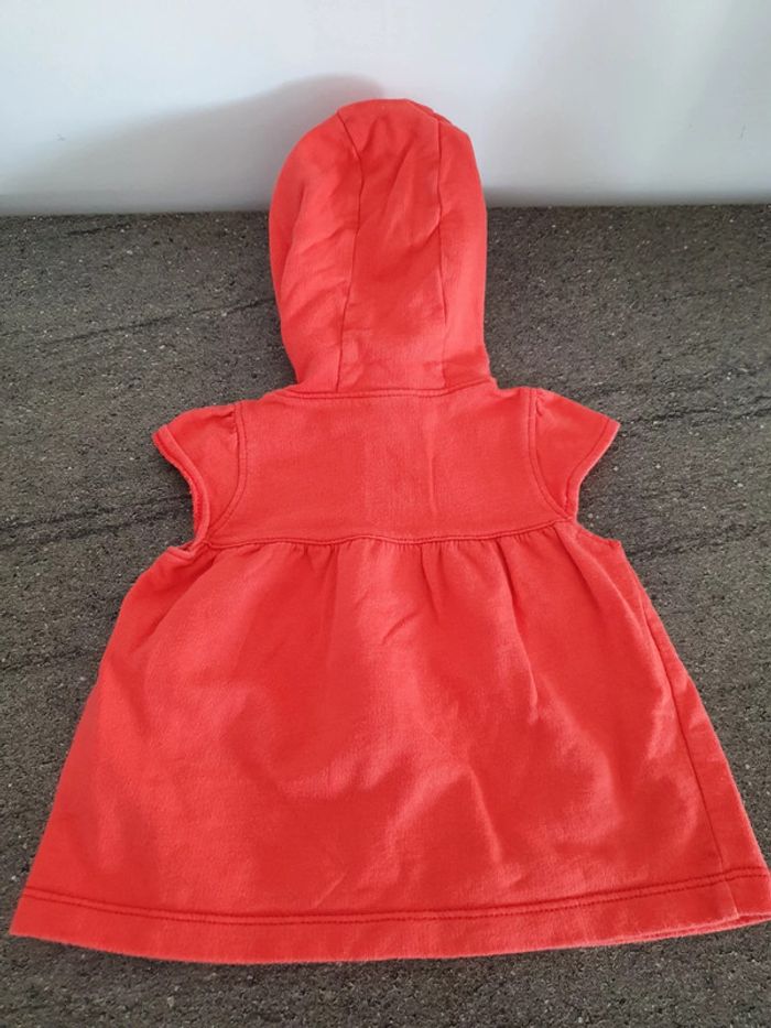 Gilet avec capuche . - photo numéro 2