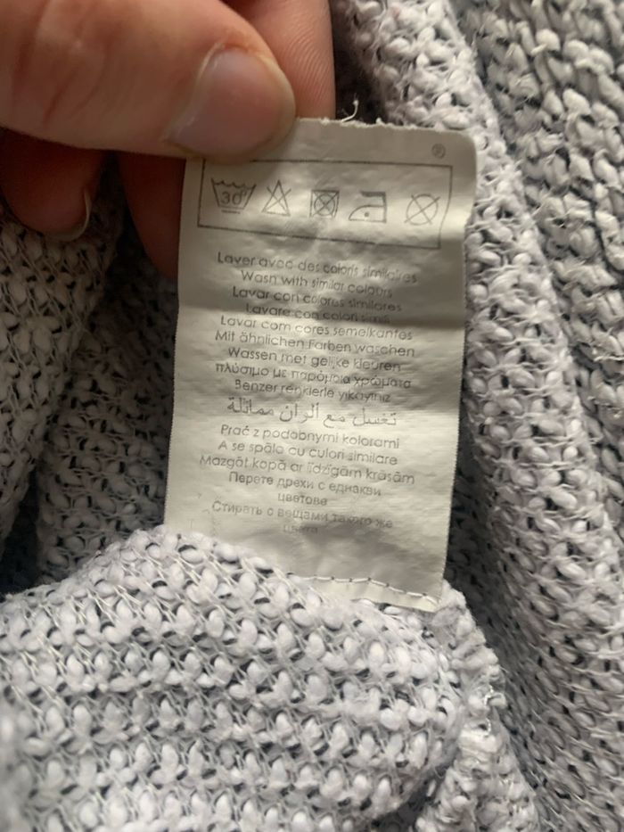 Pull blanc et noir - photo numéro 10