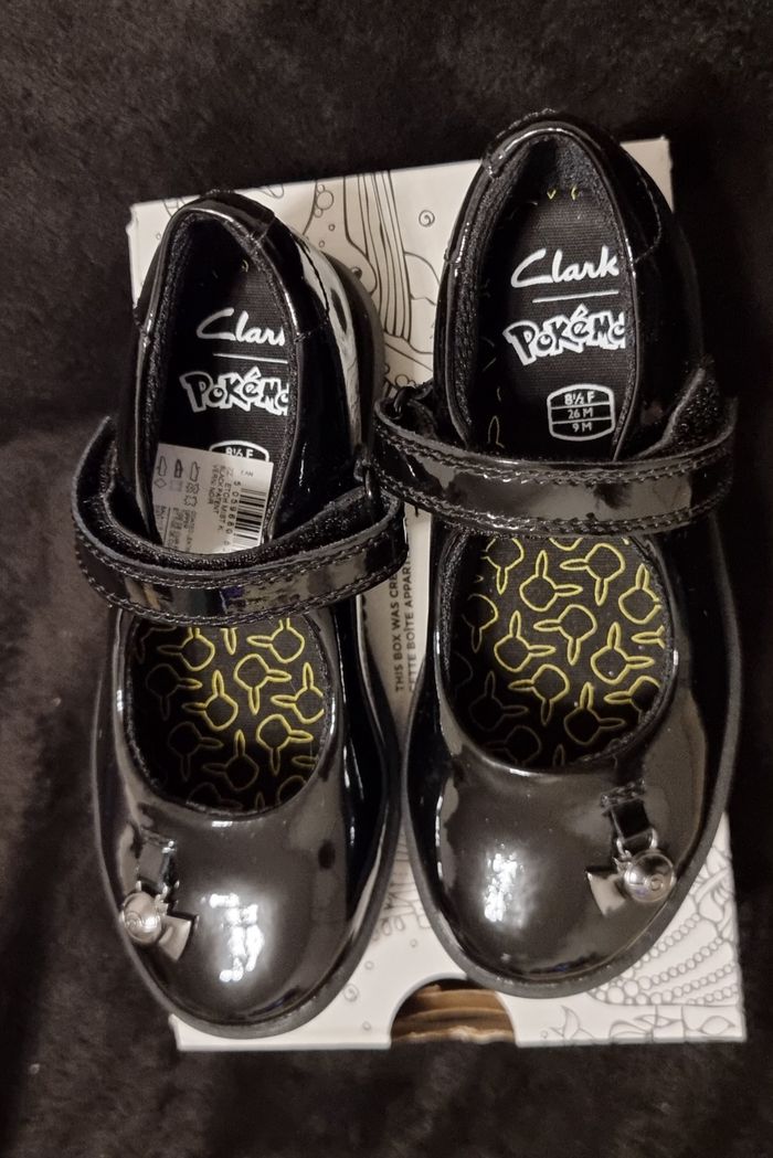 Sandale fermée clarks by pokemon - photo numéro 2