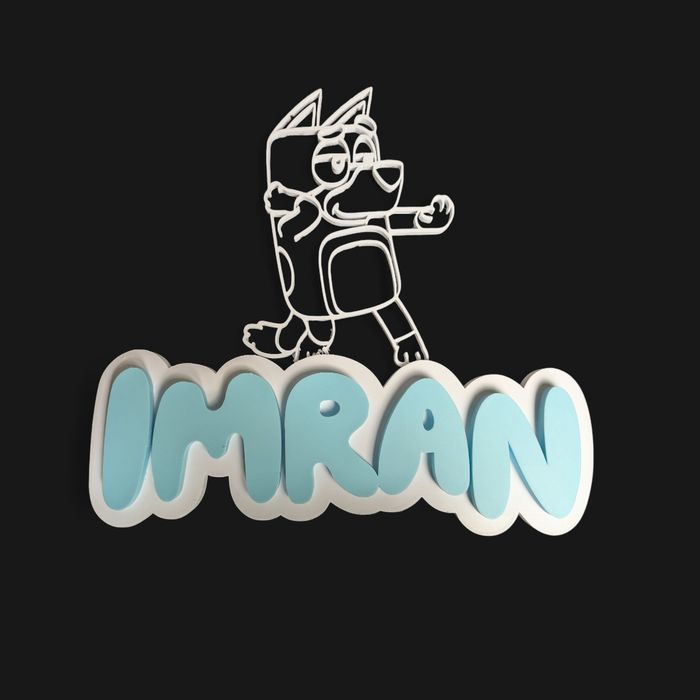 Décoration prénom style Bluey – Personnage Bluey inclus - photo numéro 2