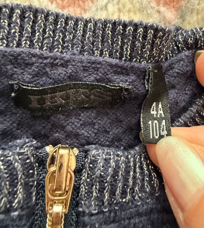 Lot de 4 pulls fille - 4 ans - parfait état - photo numéro 8